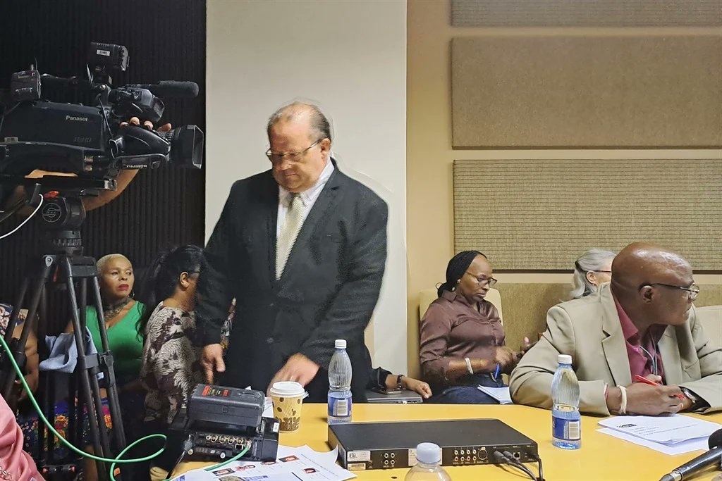 SA Tourism acting CFO quits amid R1bn Spurs sponsorship saga